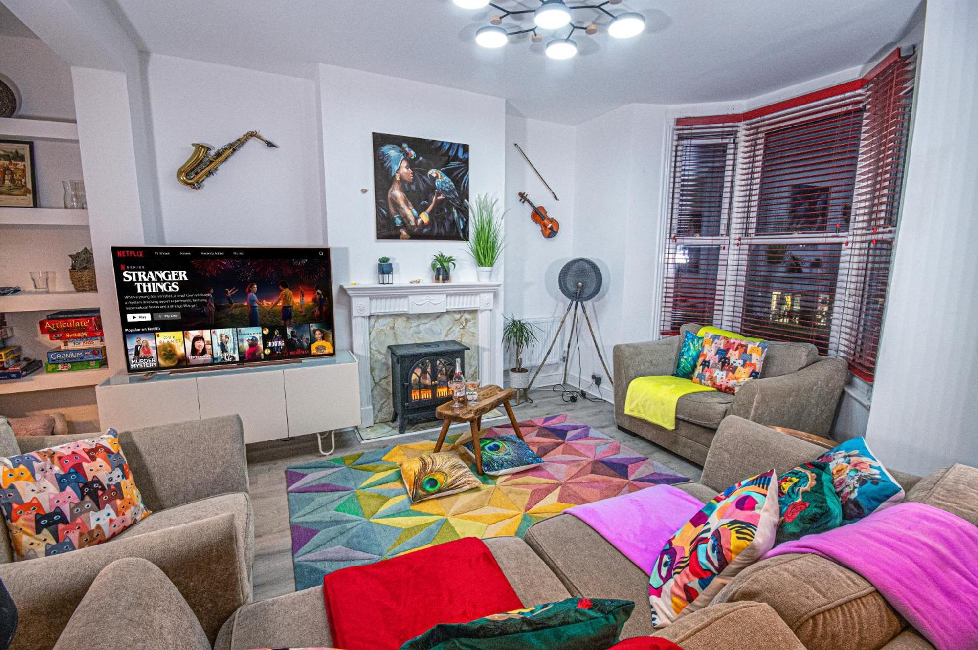 3 - Bedroom Townhouse In With Parking Hébergement de vacances *